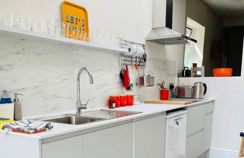 Brand New Cosy Cowes Cottage , 3 Bedroom, Sleeps 5 - Foto 17