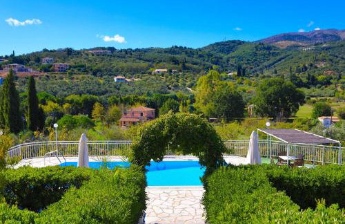 Cochelli Upper Pool Walk to beach AC WiFi - Foto 22