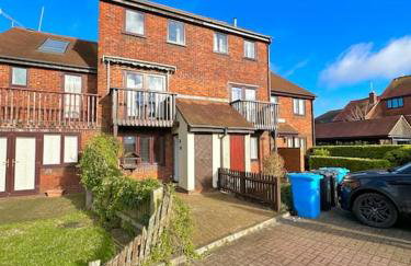 Sea View Apartment Poole Quay - FREE Parking - Photo 9