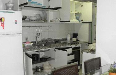 NA BEIRA MAR DE PAJUCARA- EDIF NEO- APARTAMENTO QUARTO E SALA- TEM VARANDA - VISTA LATERAL DO MAR- RUA JULIO PLECH FILHO 60 ESQUINA COM AVENIDA DOUTOR ANTONIO GOUVEIA - CONSUMO ELETRICO É PAGO No CKECK-OUT 1KWH É 1,35 REIAS - Foto 14