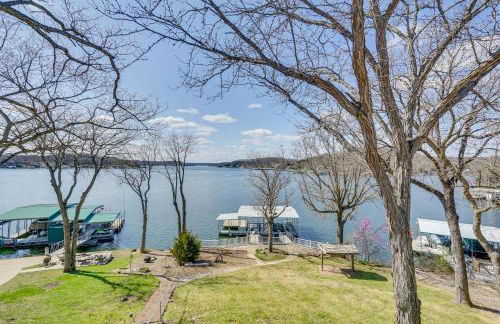 Home on Lake of the Ozarks with Private Swim Dock! - Foto 17