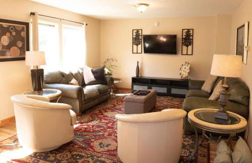 Biker Hiker friendly 3 bedroom by Strouds Run State Park - Foto 1