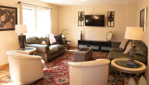 Biker Hiker friendly 3 bedroom by Strouds Run State Park - Foto 1