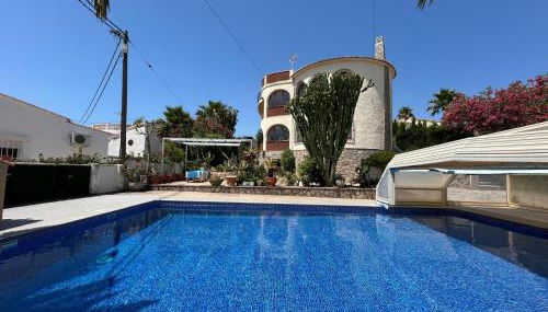 Chalet Los Almendros con piscina privada - Photo 2