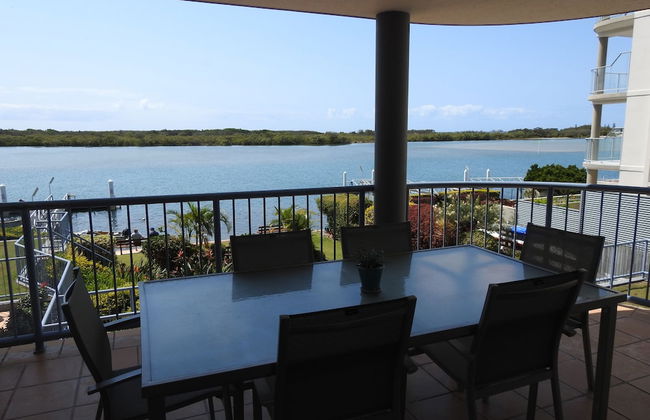 On The River Apartments - Photo 45