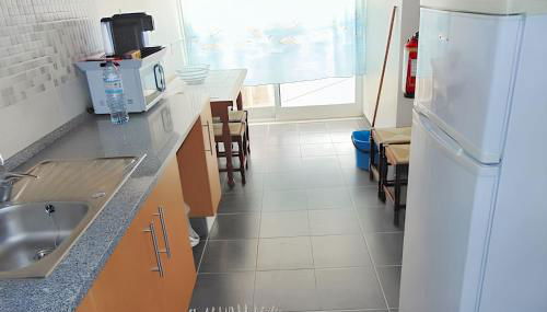 Bright apartment in Almada with shared pool - Foto 5