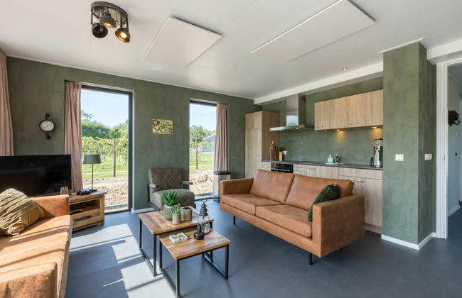 Holiday Home in Vrouwenpolder Near Beach - Photo 10