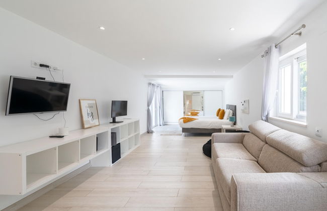 Luxury Almancil Villa With Heated Pool by Ideal Homes - Foto 53