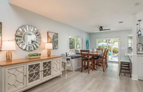 Luxury Family Beach Escape with Heated Pool and Putting Green - Foto 8