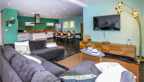 Nice Home In Suze-La-Rousse With Wifi - Foto 3