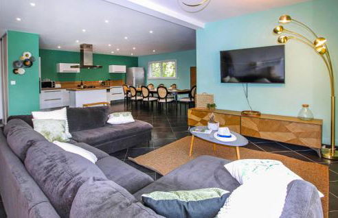 Nice Home In Suze-La-Rousse With Wifi - Foto 3