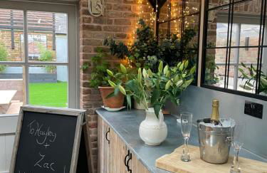 The Walled Garden at Cheshire Boutique Bathhouse - Foto 22