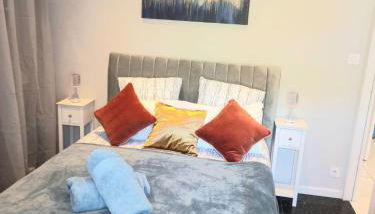 EXCEPTIONNEL Très beau T2 sur le Port de ST Goustan- Vue sur le Port! - Foto 4