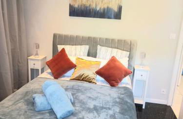 EXCEPTIONNEL Très beau T2 sur le Port de ST Goustan- Vue sur le Port! - Foto 4