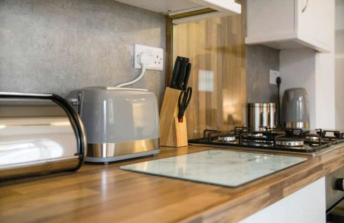 Freshly Renovated, Feels Like Home, Sleeps 3 - Photo 19