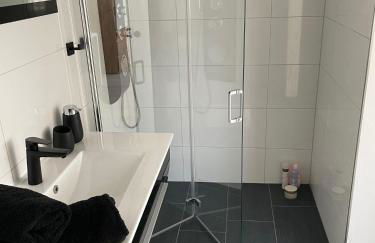 Apartments Saaldorf-Ferienhaus mit 6 Apartments 45qm-120qm direkt am Thüringer Meer-Bleilochtalsperre - Foto 30