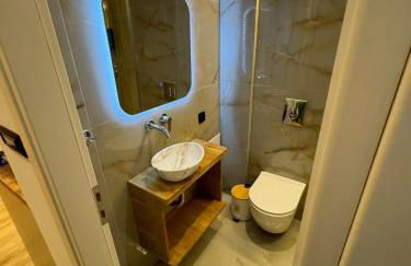 Roro Center Suites - Photo 9