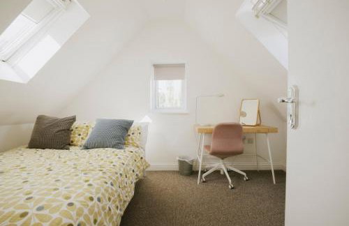 Coach House - Photo 24