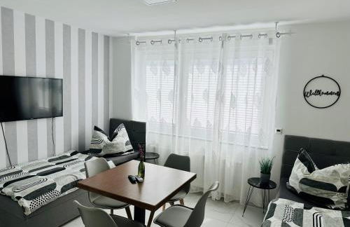 FeWo BEE61 * Langen EXKLUSIV für 4 Personen *Vollausstattung mit Küche* inklusive TERRASSE - Foto 3