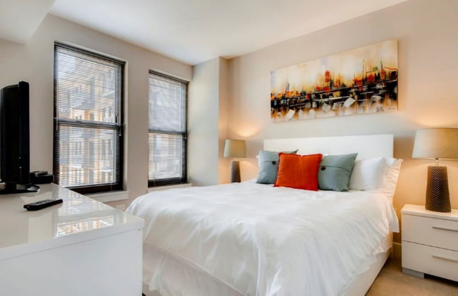 Bluebird Suites near Pentagon - Photo 33