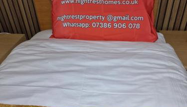 NightRest Homes 5 minutes to Luton Airport -Wifi - Free Parking -Luton - Foto 5