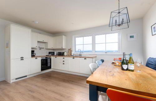 Linden House - Photo 7