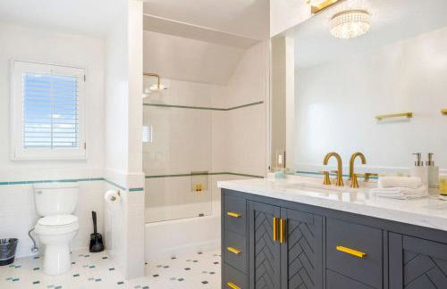 Beverly Hills 6BR Haven w Pool Hot Tub - Foto 62