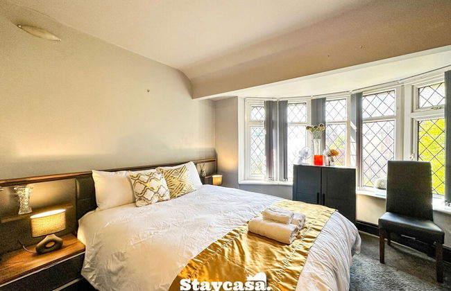 Beautiful Detached Villa - Jacuzzi Bath - Parking - Foto 67