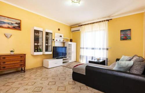 Two Bedroom Apartment with Terrace - Foto 5