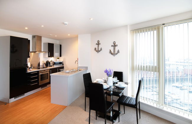 Meridian Quay Apartments - Photo 19