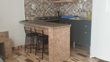 Loft estilo kitnet sem garagem próx Mega atacado da Guaíra - Foto 3