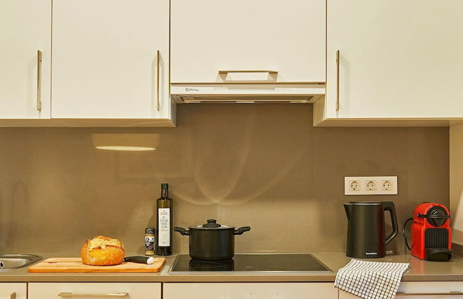 Charming Modern Apt in Trendy Gracia 5PP by Myrentalhost - Photo 2