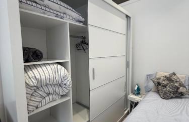 Modern Studio Flat with Balcony in Heart of London - Foto 28