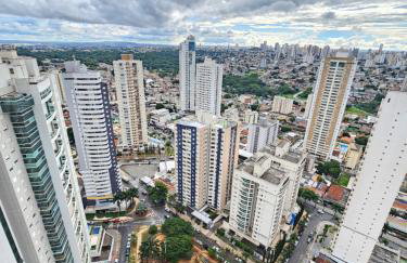 EDIFÍCIO ESSENCIALE PREMIER, 34º ANDAR, VAZADO, DE FRENTE A ENTRADA DO FLAMBOYANT SHOPPING, COM ESTACIONAMENTO GRÁTIS, COZINHA, FECHADURA ELETRÔNICA, WI-FI, TV COM ROKU, PISCINA, LAVANDERIA SEM CUSTO ADICIONAL By REI DOS FLATS - Foto 30