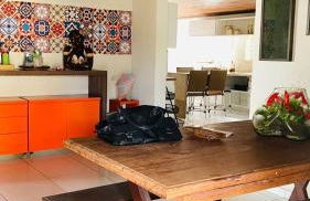 Maravilhosa casa com piscina - Foto 20