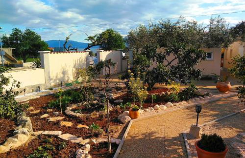 Jakov one bedroom apartment Sucuraj - Foto 15