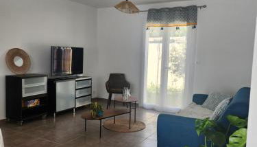 VILLA avec piscine clim jolie vue Camargue - Photo 2