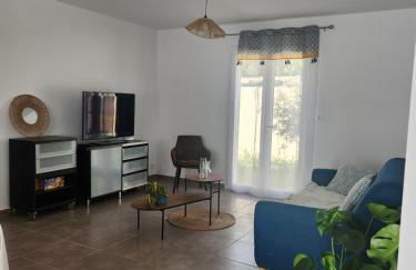 VILLA avec piscine clim jolie vue Camargue - Foto 2