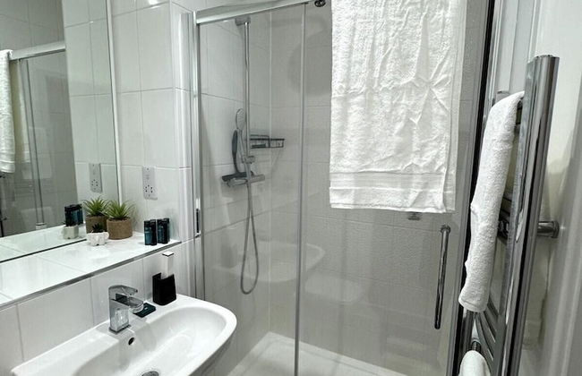 Cozy Bracknell Apartment With Modern Amenities - Foto 8