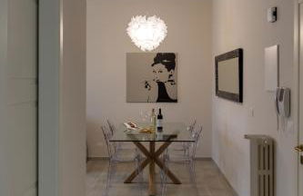 St. Vitale’s Basilic view elegant apartment - Photo 10