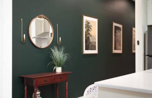 Quaint Cottage in DTown Lex, 15 mins to Horse Park - Photo 8