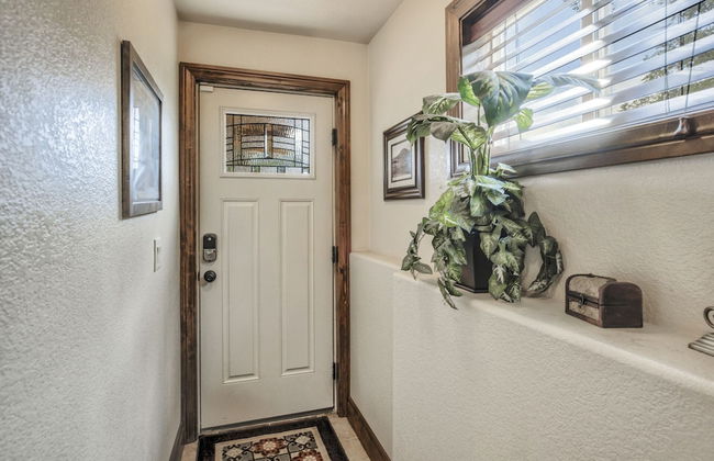 2brdowntown Occmountain Views & Grill - Photo 28