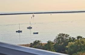 EL APARTAMENTO DE AMY CON VISTAS AL MAR - Photo 36