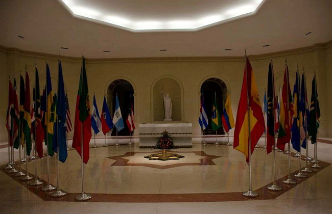 National Capitol of Cuba Guided Tour - Photo 6