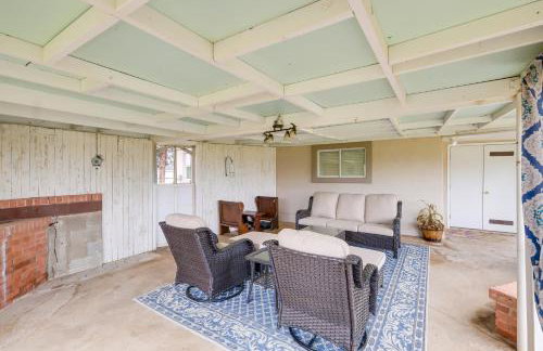 Peaceful Artesia Vacation Rental with Orchard Views! - Foto 23