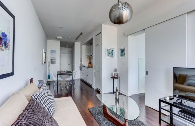 Platinum Suites - Luxury Penthouse - Photo 10