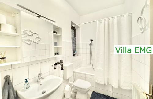 Luxus Ferienhaus Villa EMG München in Moosburg mit Pool, SPA, Kamin, Wald, See für Familien Gruppen bis 24 Personen - Foto 62