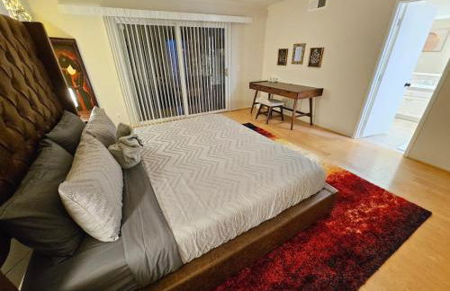 La Jolla Gem with Ocean View - 11 Beds, Hot Tub, Karaoke & Game Den - Foto 41