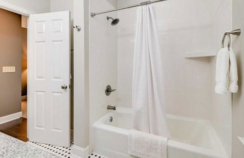 Charming Cottage Near Golf Courses and Marsh Walk! - Foto 18