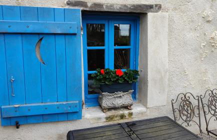 La Maison Bleue de Husseau Ancienne ferme semi-troglodytique 18e siècle - Foto 8